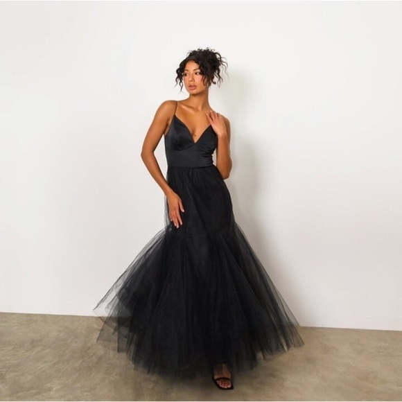 HUTCH Lucia V Neck Tulle Black Maxi Dress 10 - Picture 1 of 14
